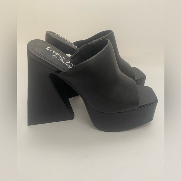 Lemon Drop Black Platform Block Heel Mules - Picture 2 of 10